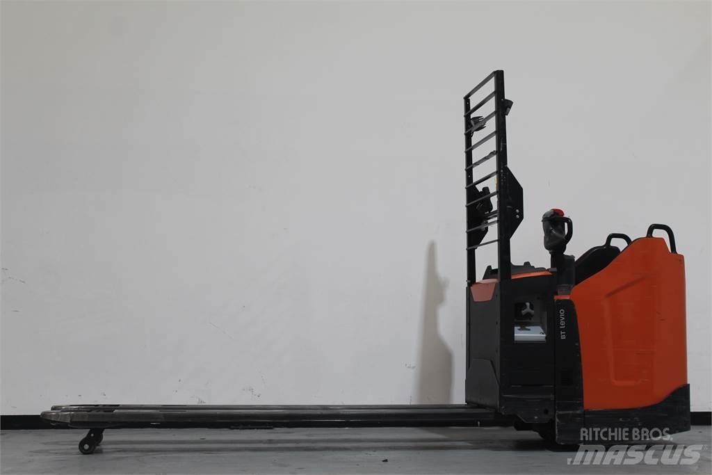 Toyota LPE200 Lavansiirtotrukit