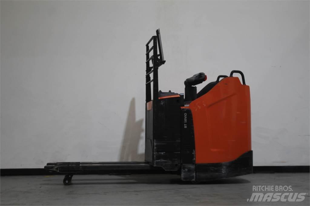 Toyota LPE200 Lavansiirtotrukit