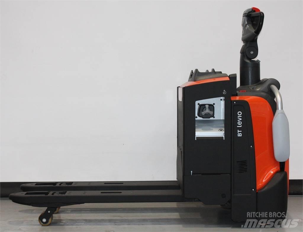 Toyota LPE220 Lavansiirtotrukit