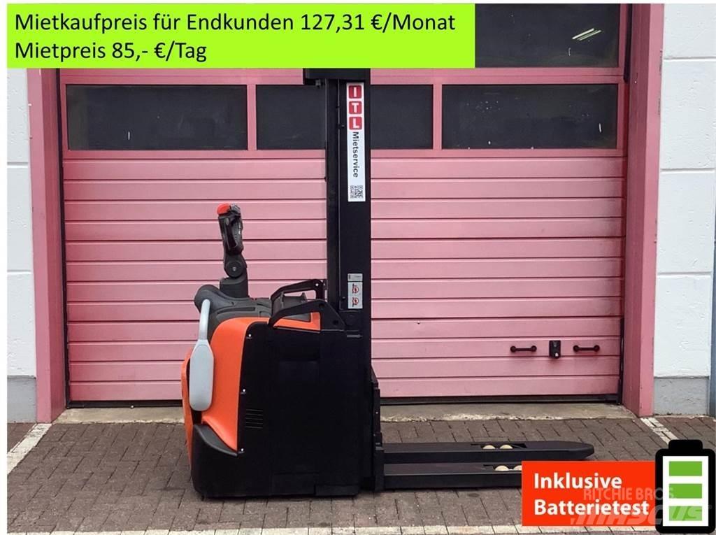 Toyota SPE140 Käyden ajettavat pinoamistrukit