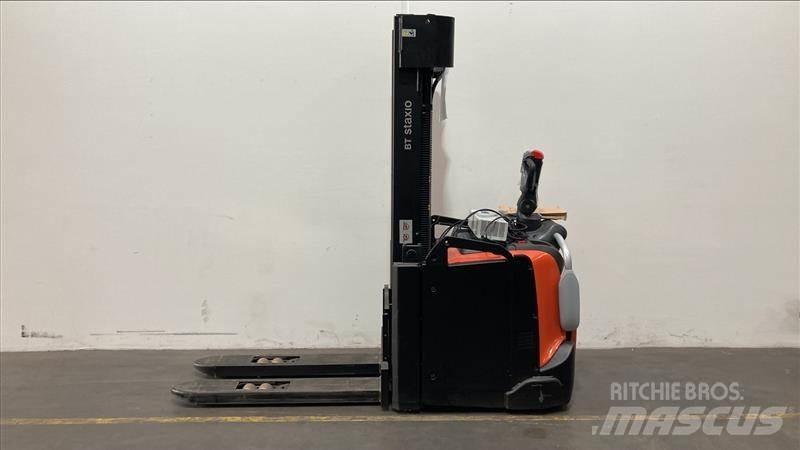 Toyota SPE160L Käyden ajettavat pinoamistrukit