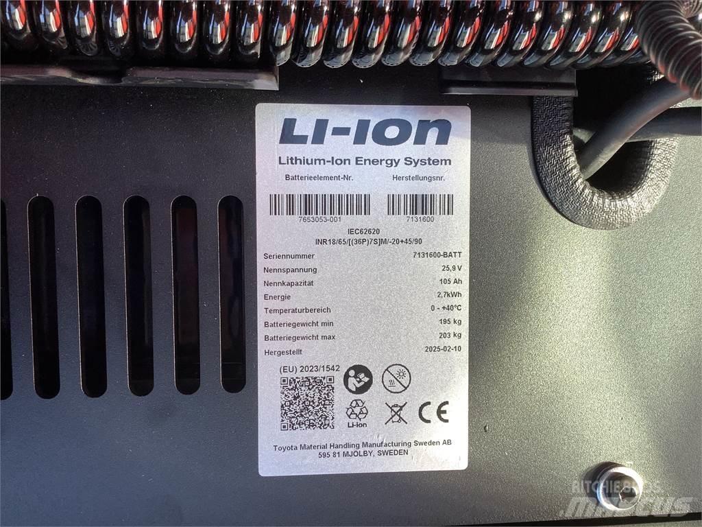 Toyota SWE120L Käyden ajettavat pinoamistrukit