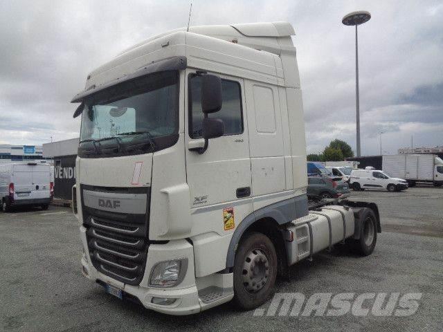 DAF XF460 Vetopöytäautot