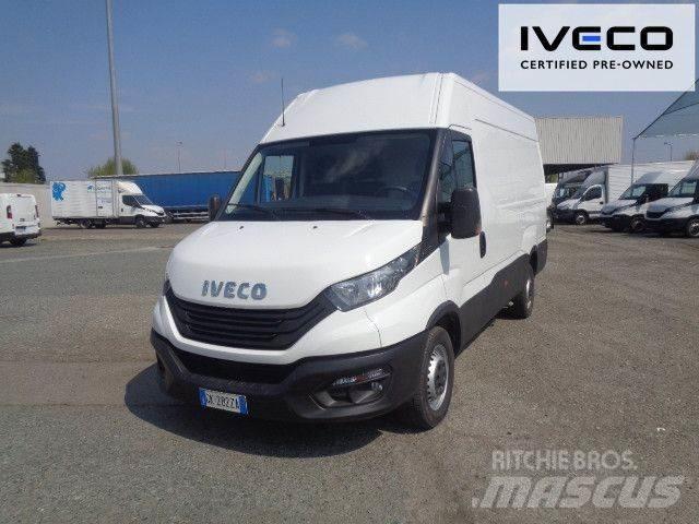 Iveco 35S14 Jakeluautot