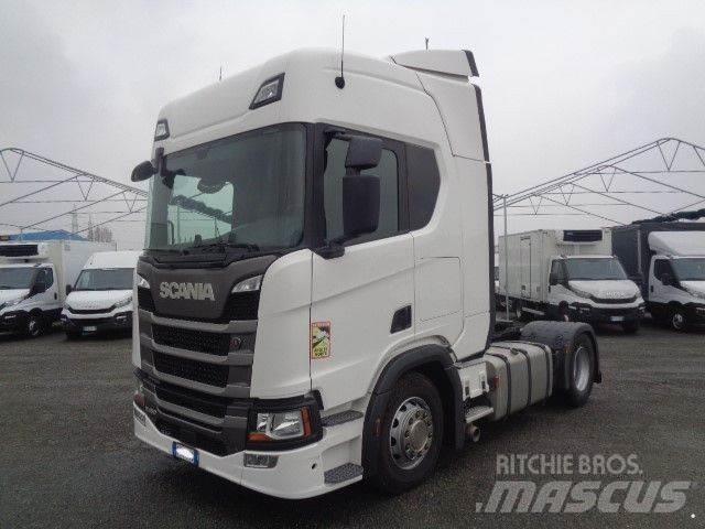 Scania R450 Vetopöytäautot