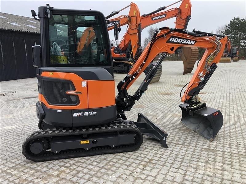 Doosan DX27Z-7 Minikaivukoneet < 7t