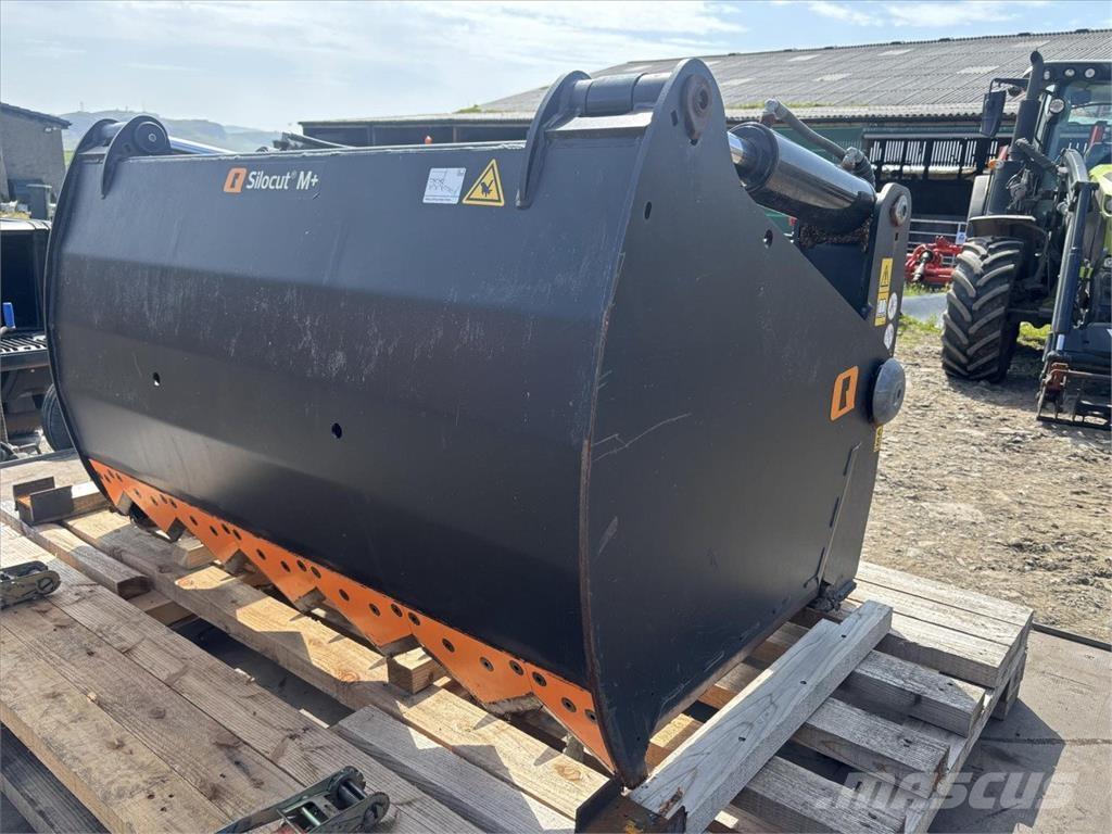 Ålö USED SG150 Rehuvaunut