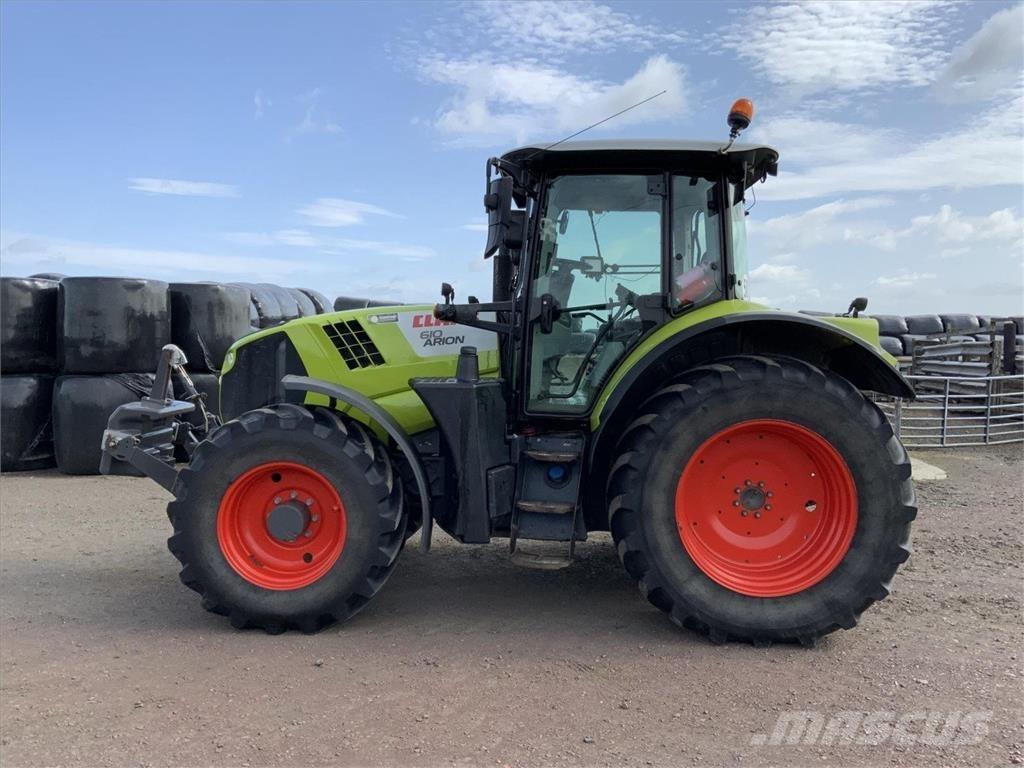 CLAAS ARION 610 Traktorit