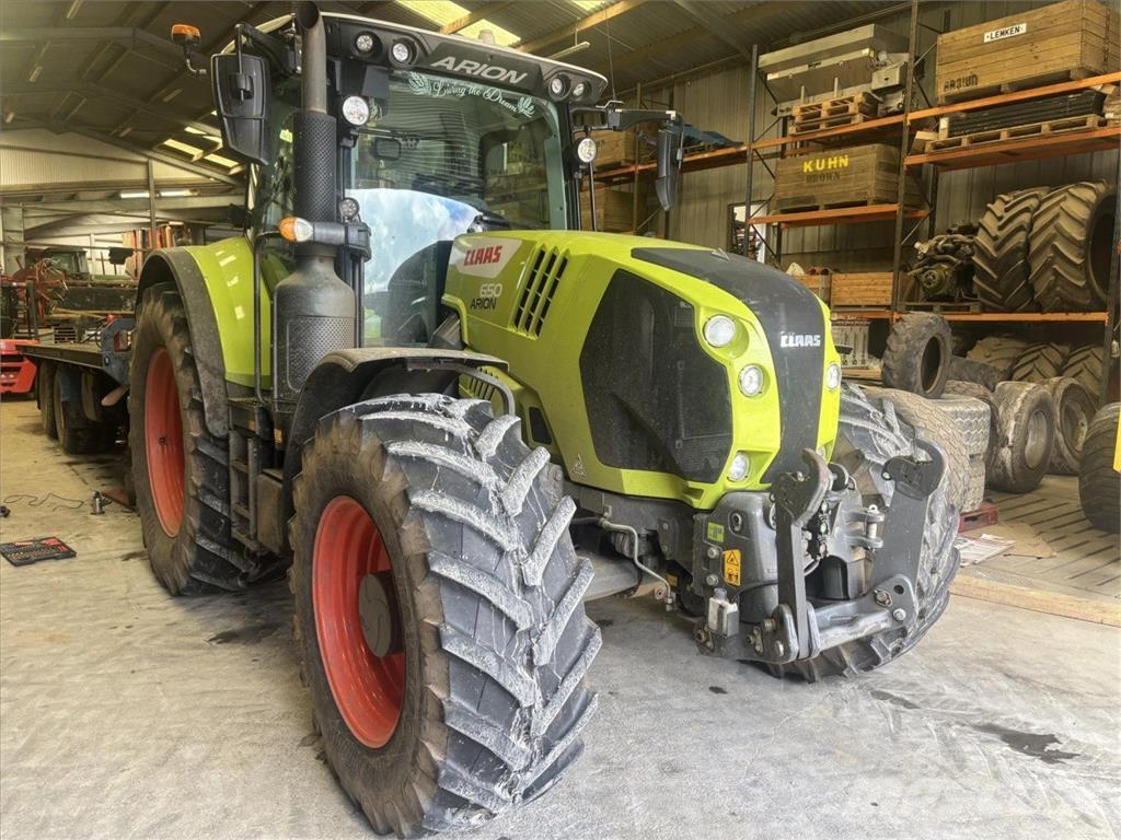 CLAAS ARION 650 Traktorit