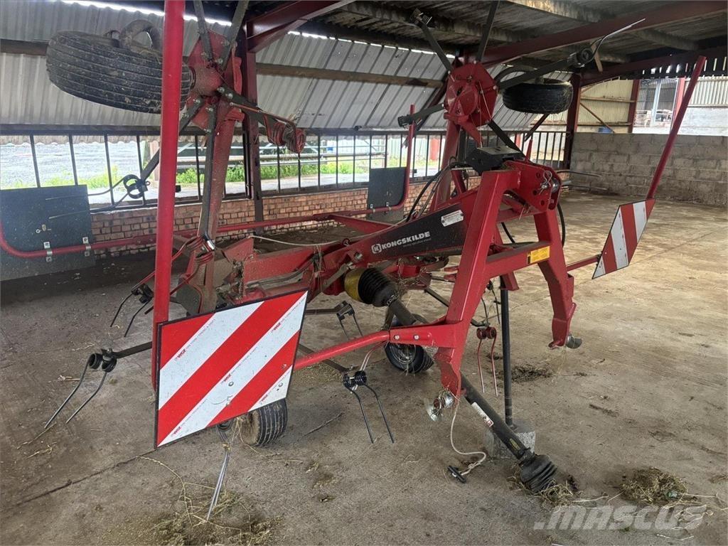 Kongskilde Z555 Pöyhimet ja haravat