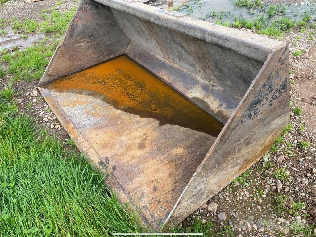  Misc. BUCKET Muut maatalouskoneet