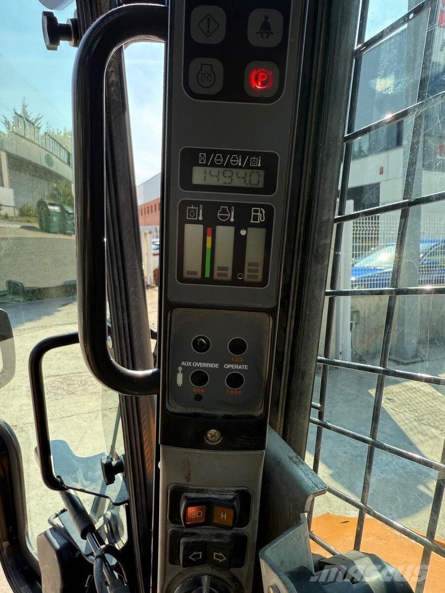 CASE SR210 Pyöräkuormaajat