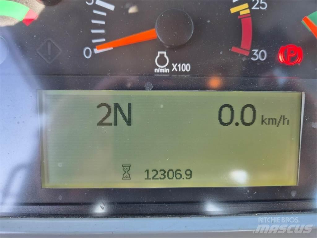 CAT 966M Pyöräkuormaajat