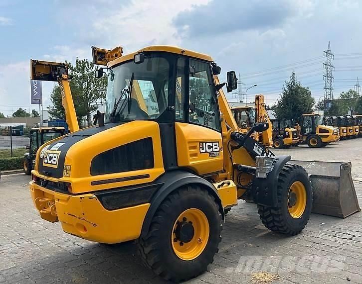 JCB 409 Pyöräkuormaajat