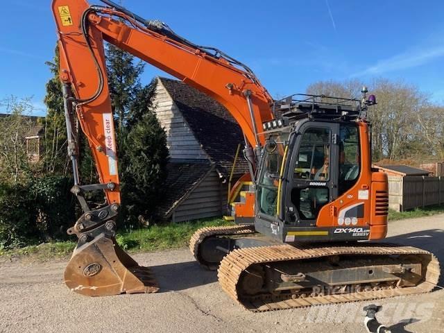 Doosan DX140LCR Telakaivukoneet