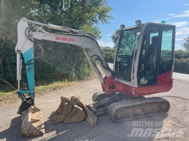 Takeuchi TB230 Midikaivukoneet 7t - 12t