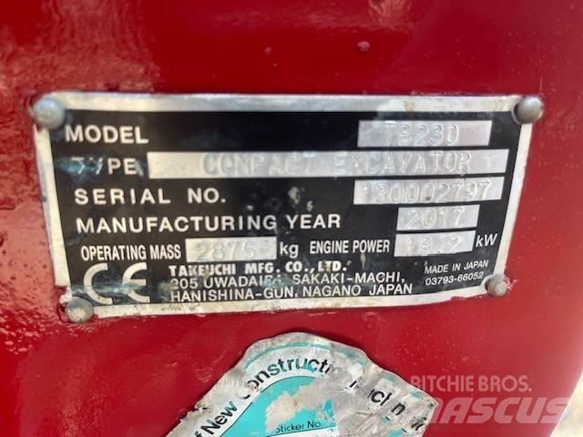 Takeuchi TB230 Midikaivukoneet 7t - 12t