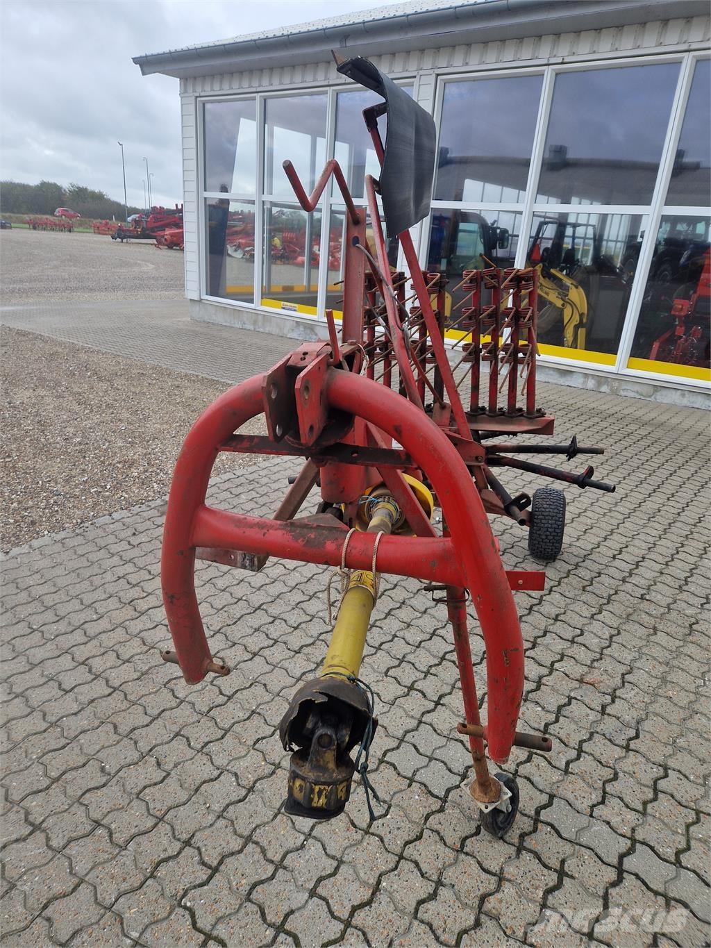  3 METER RIVE Pöyhimet ja haravat