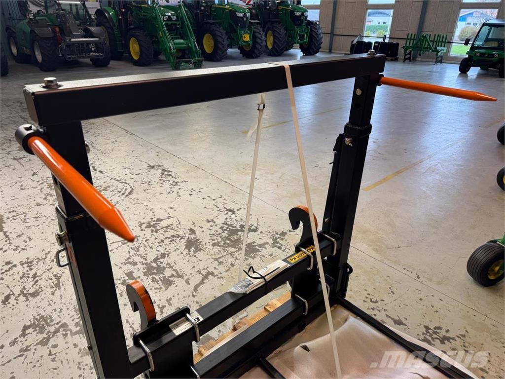 Ålö BALLESPYD Etukuormaimet ja kaivuulaitteet