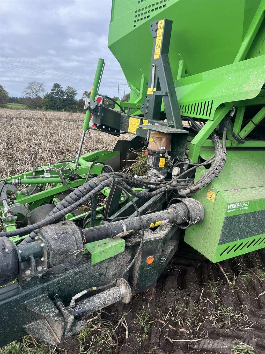 AVR 9200 CR Perunannostokoneet