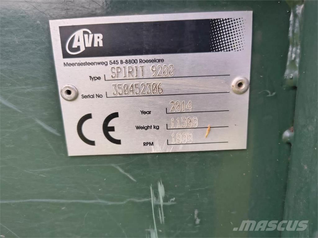 AVR SPIRIT 9200 Perunannostokoneet