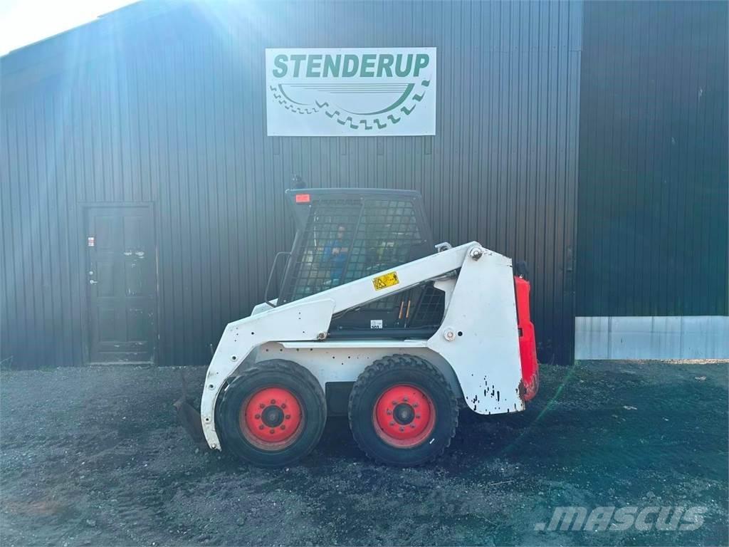 Bobcat S130 Pienkuormaajat