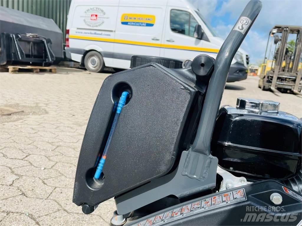 Bomag BP 12/50A W Tärylevyt