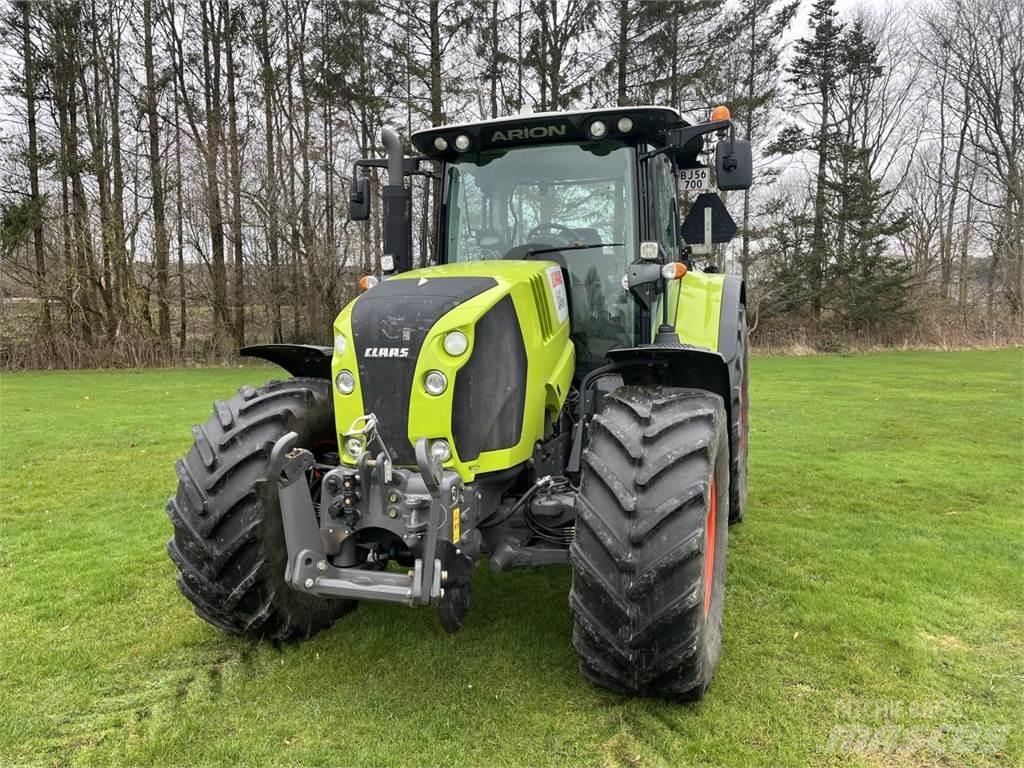 CLAAS ARION 640 Traktorit