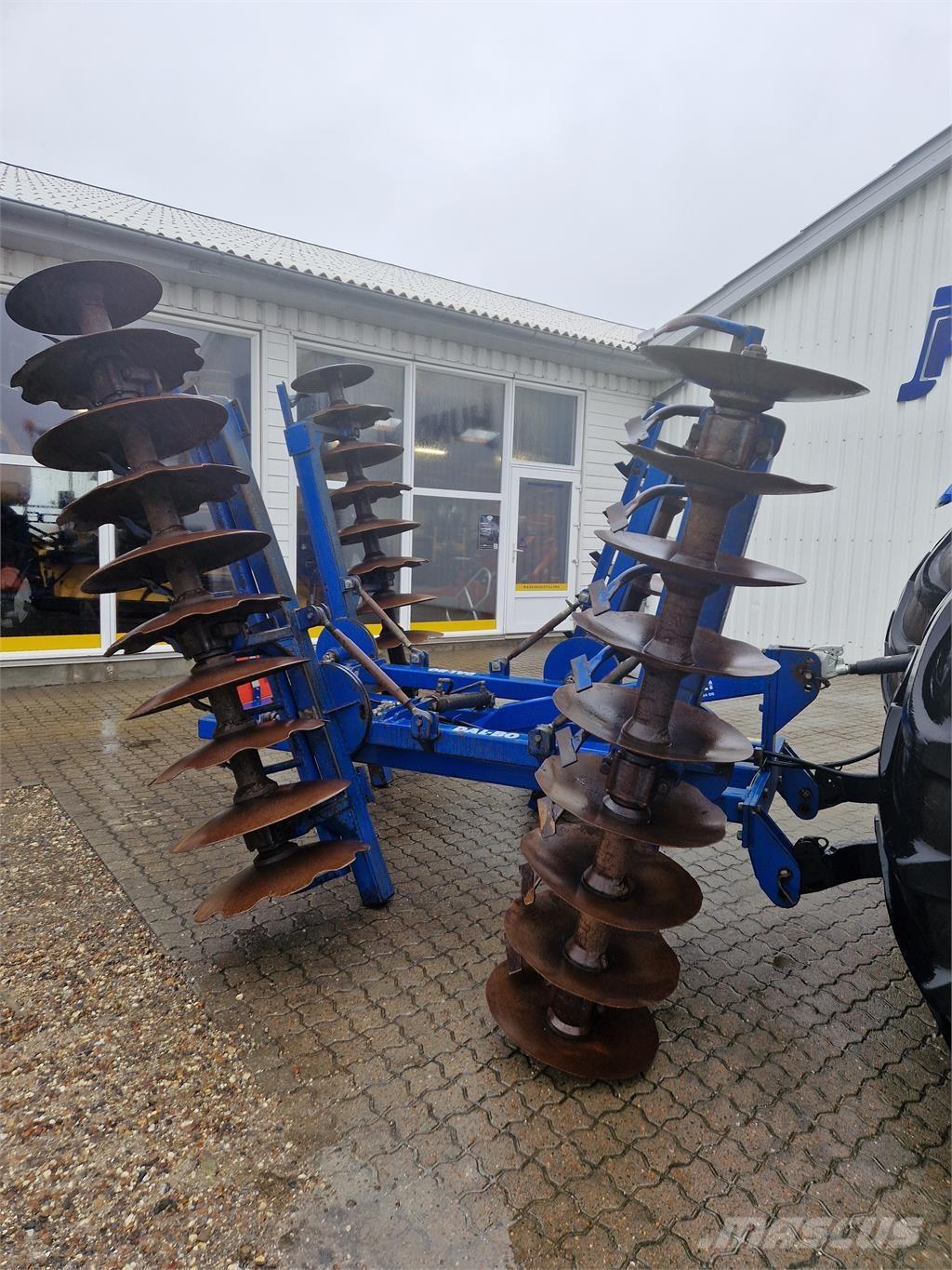 Dal-Bo AXC 4,6M Kiekkomultaimet ja lautasäkeet