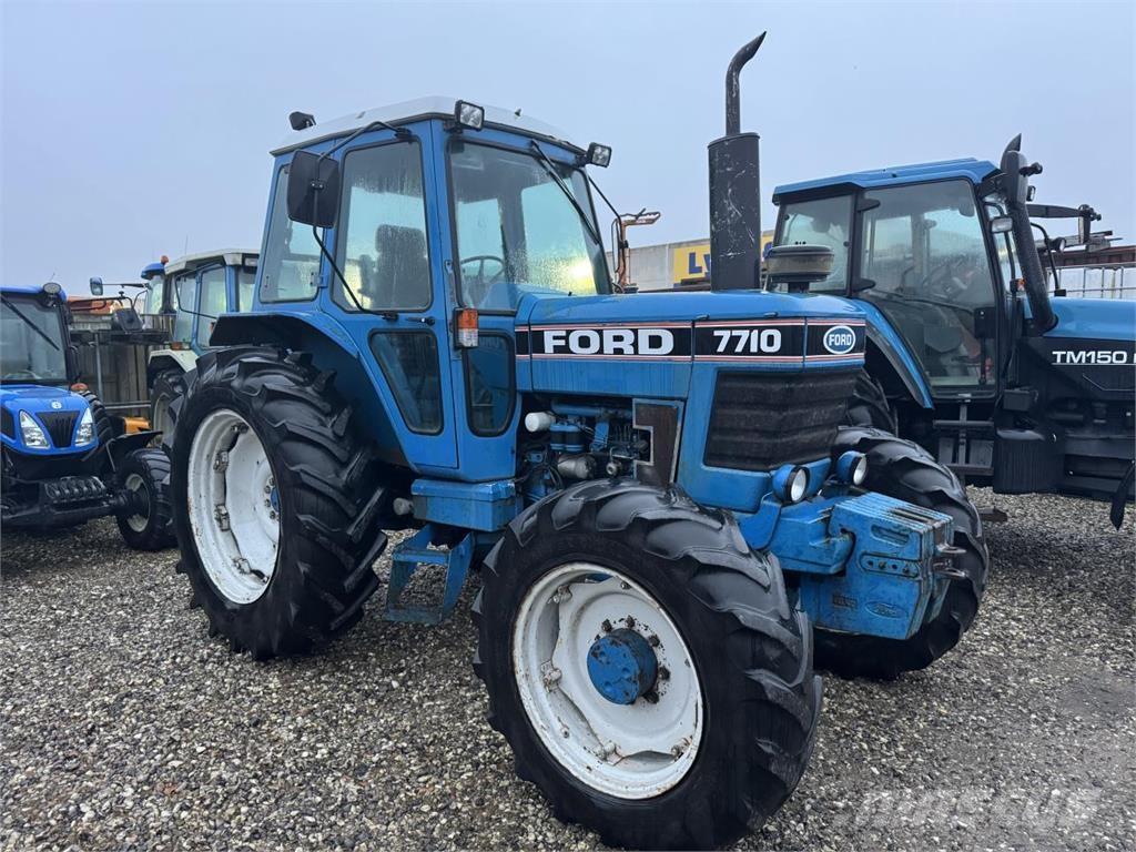 Ford 7710 Traktorit
