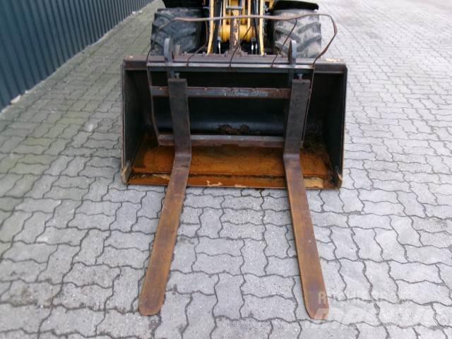 Gehl 340 Pienkuormaajat