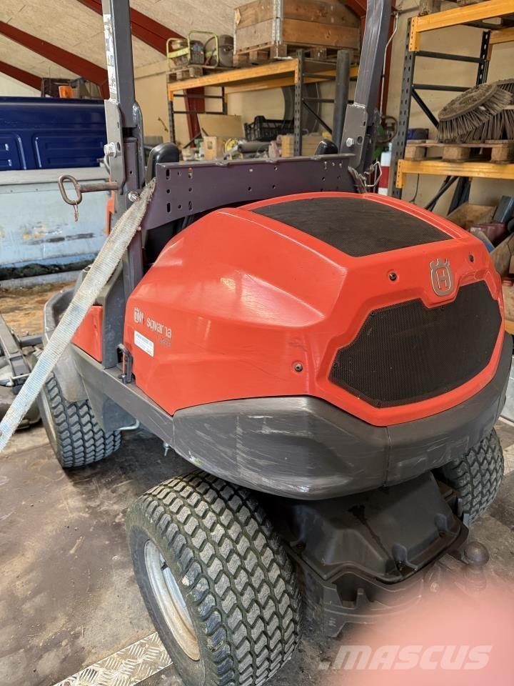 Husqvarna P525D Niittokoneet