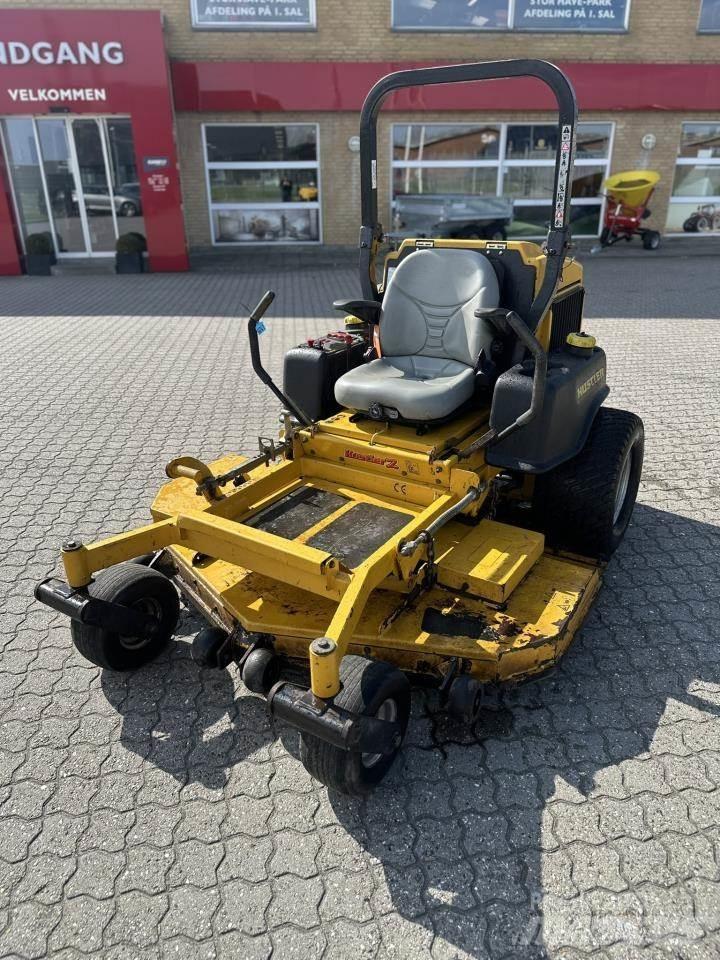 Hustler Z RD Taajamatraktorit