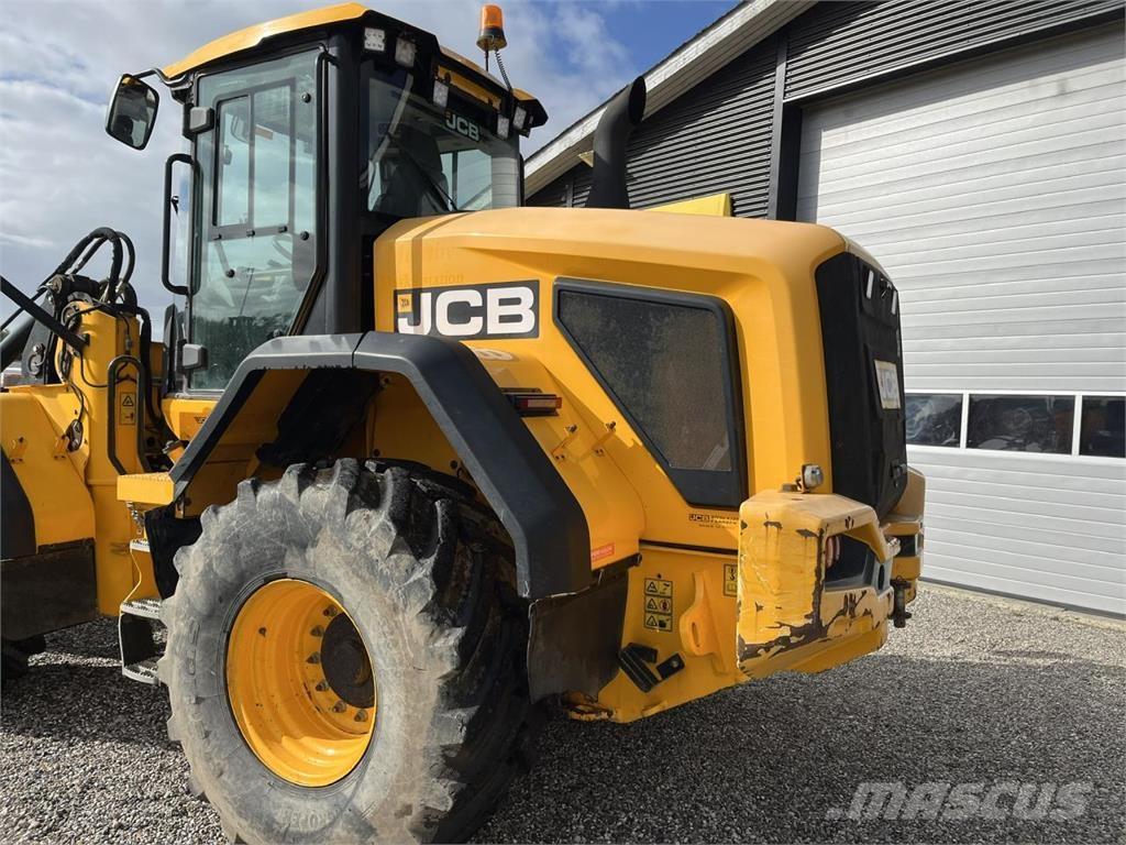 JCB 427 HT Pyöräkuormaajat