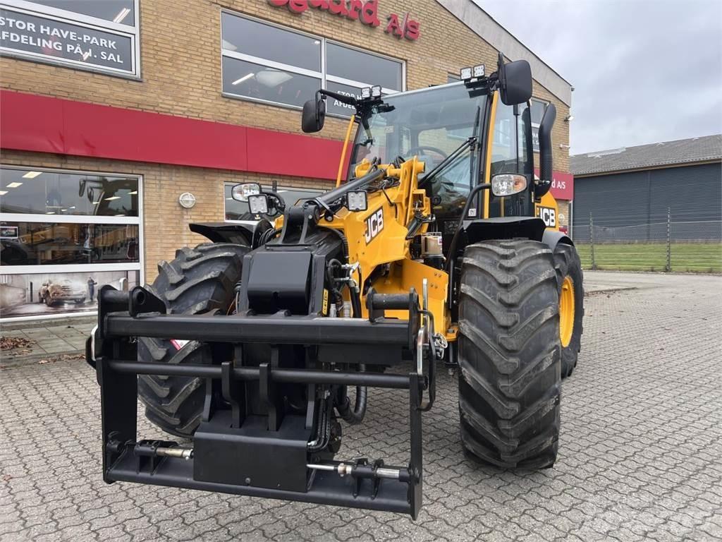JCB TM320 Pyöräkuormaajat