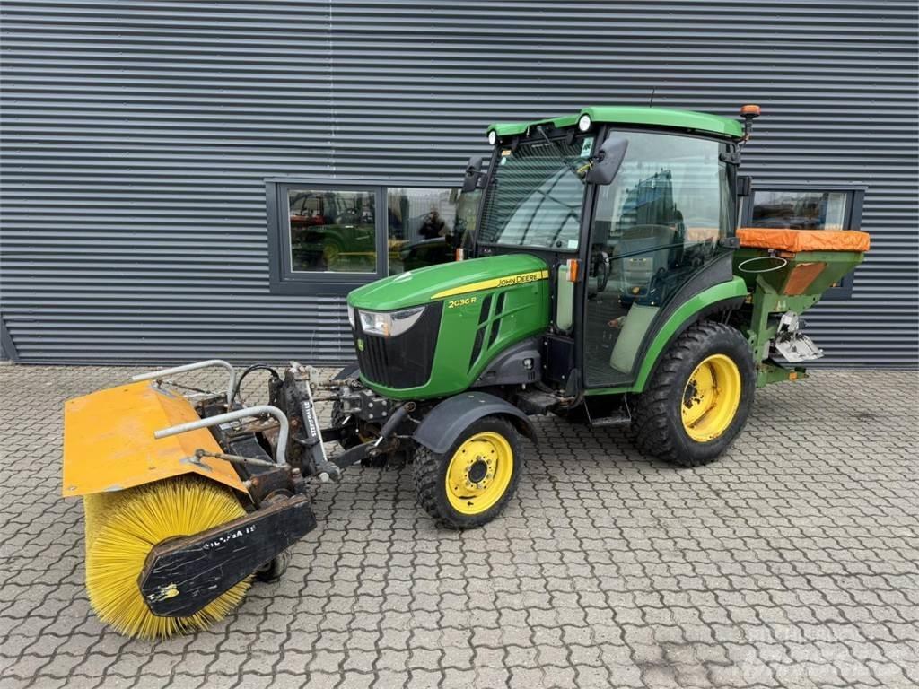 John Deere 2036R Taajamatraktorit