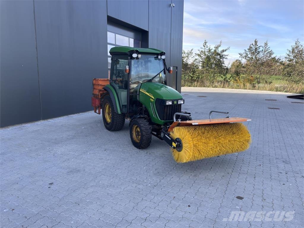 John Deere 3720 Taajamatraktorit