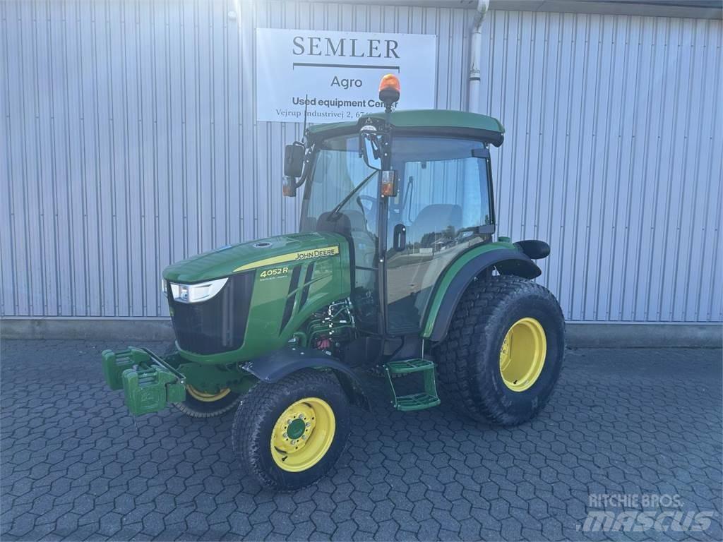 John Deere 4052R Taajamatraktorit