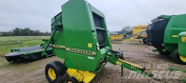 John Deere 590 Pyöröpaalaimet