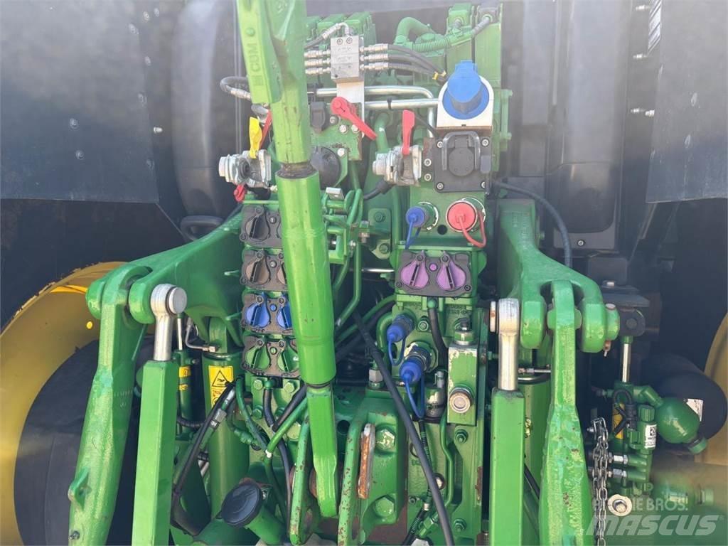 John Deere 6175R Traktorit