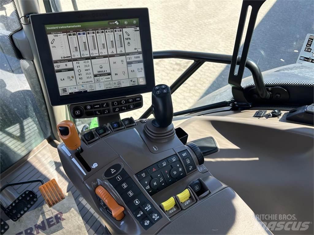 John Deere 6215R Traktorit