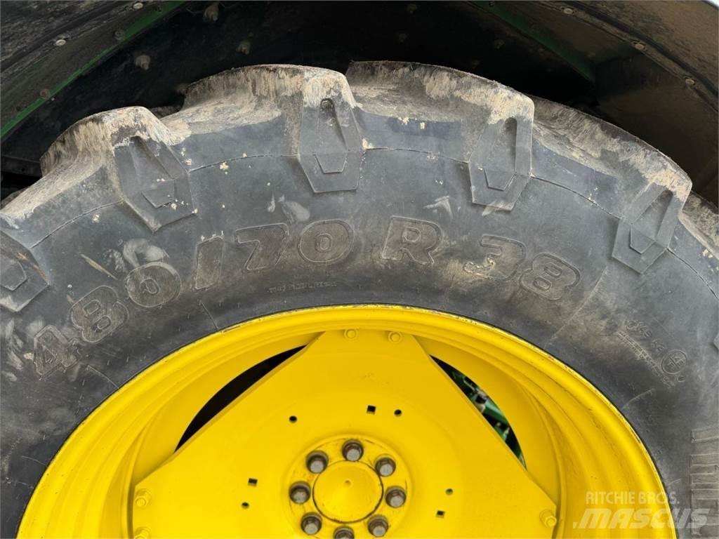 John Deere 6330 Traktorit