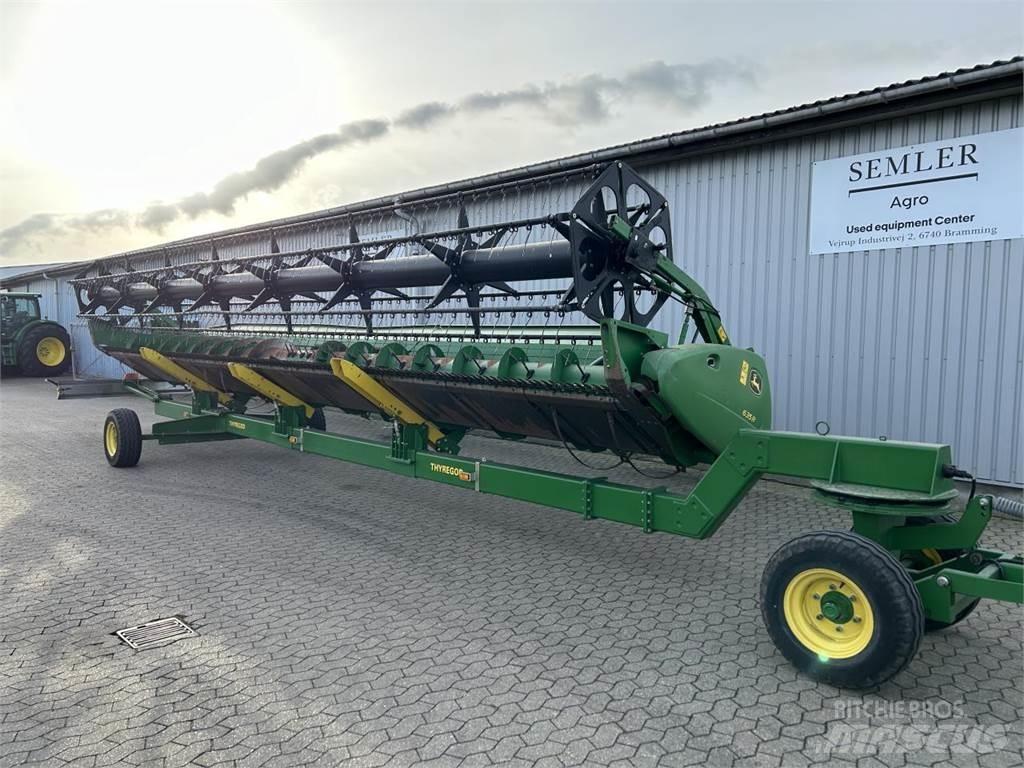 John Deere 635R Leikkuupöydät