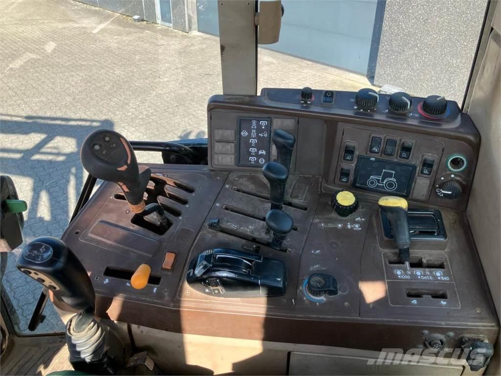John Deere 6810 Traktorit