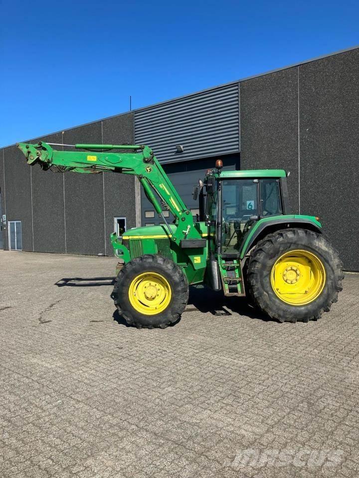 John Deere 6810 Traktorit