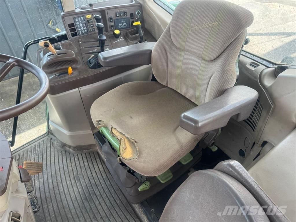 John Deere 6820 Traktorit