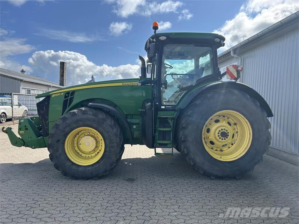John Deere 8320R Traktorit