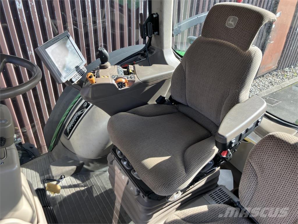 John Deere 8320R Traktorit