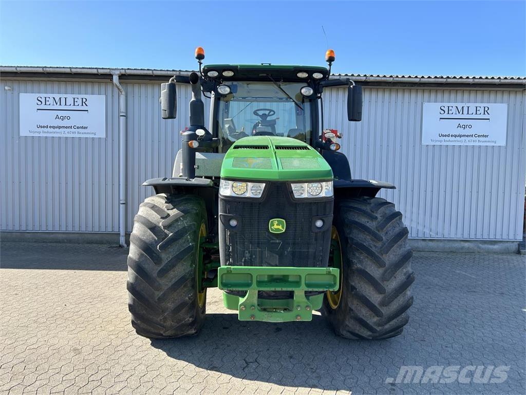 John Deere 8370R Traktorit