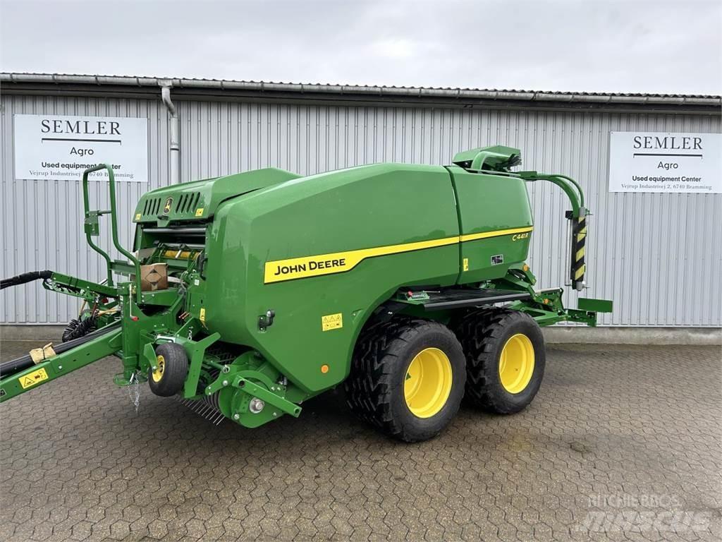 John Deere C441R Pyöröpaalaimet
